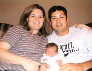 sc2-momtobe_sarah_family3.jpg
